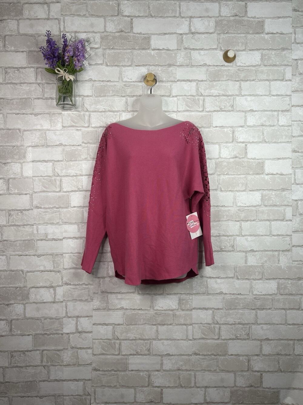 CLEARANCE!! NWT Sirenlily Maternity Sweater Pink Rhinestone Cutout Accents